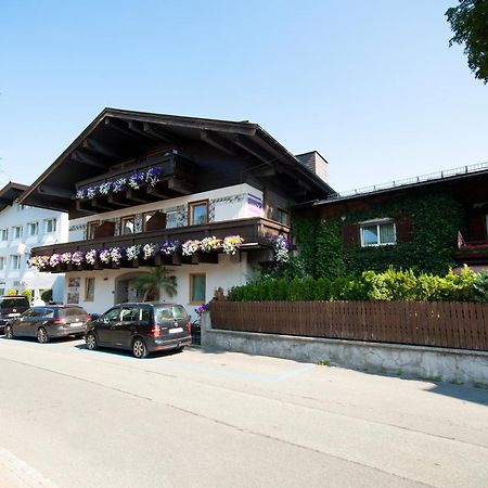Pension Max Summercard Included Zell am See Exterior photo